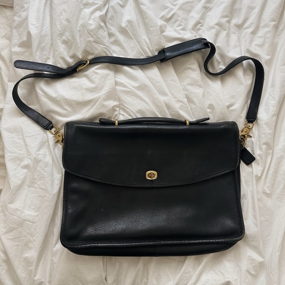 Coach Handbags - Vintage Coach Messenger Bag / Briefcase in Black